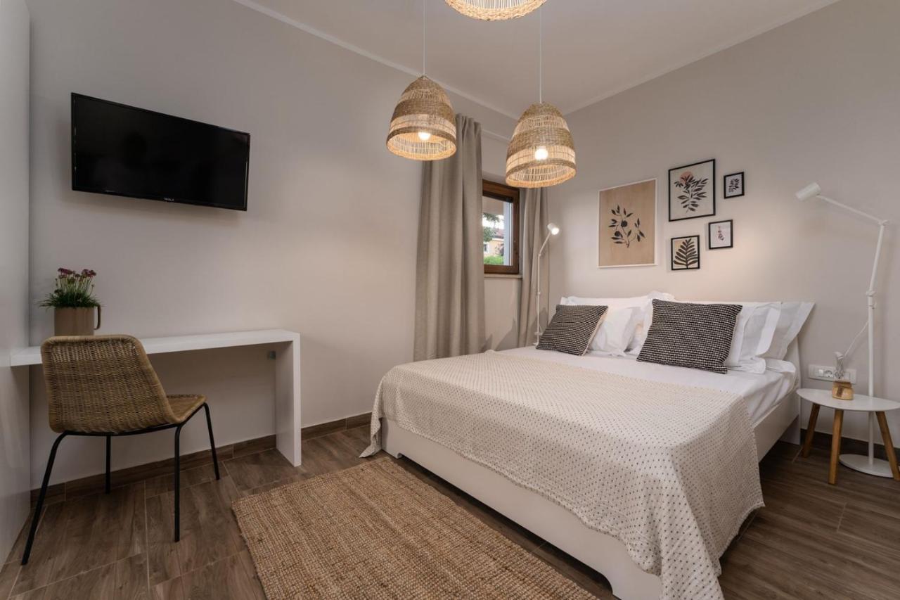 Apartments Alloro By Seeadria Agency Novigrad Istria Buitenkant foto