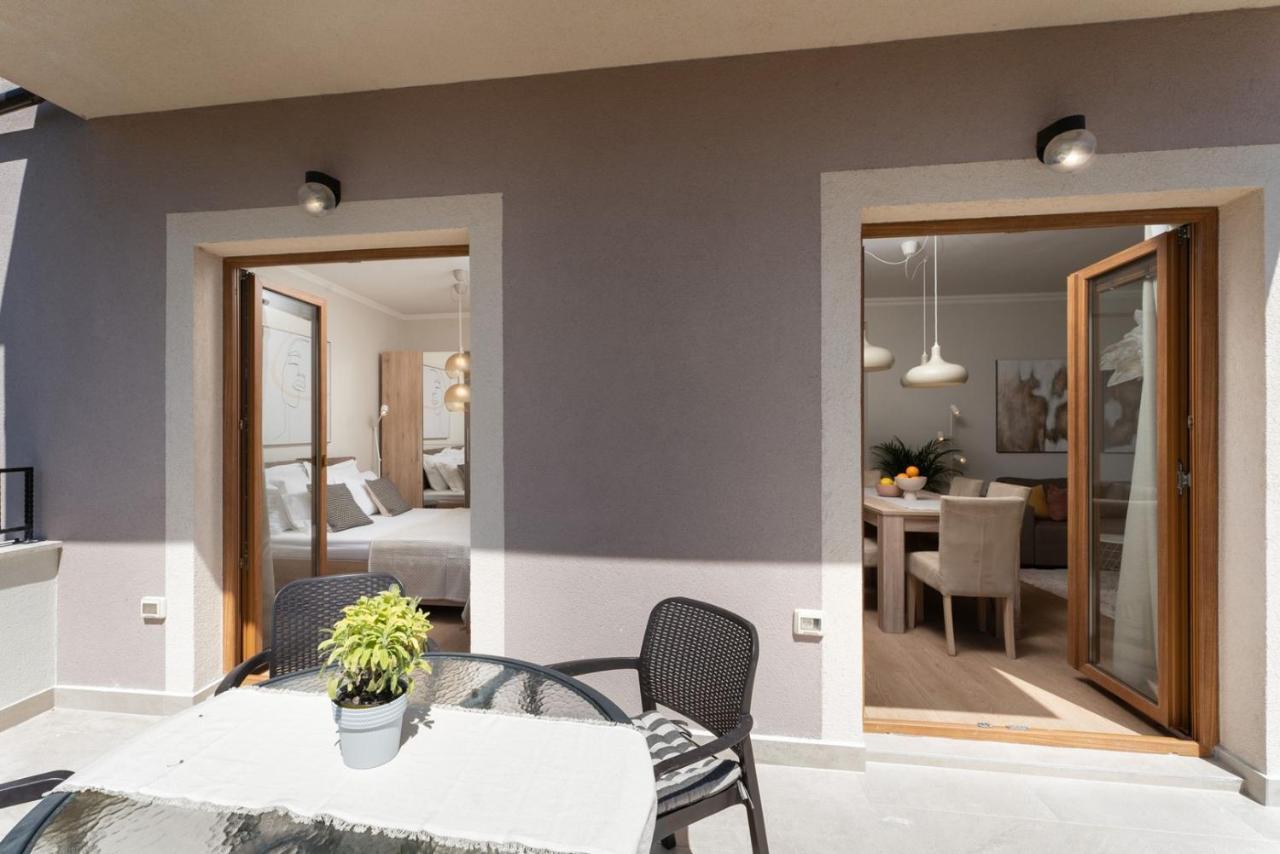 Apartments Alloro By Seeadria Agency Novigrad Istria Buitenkant foto